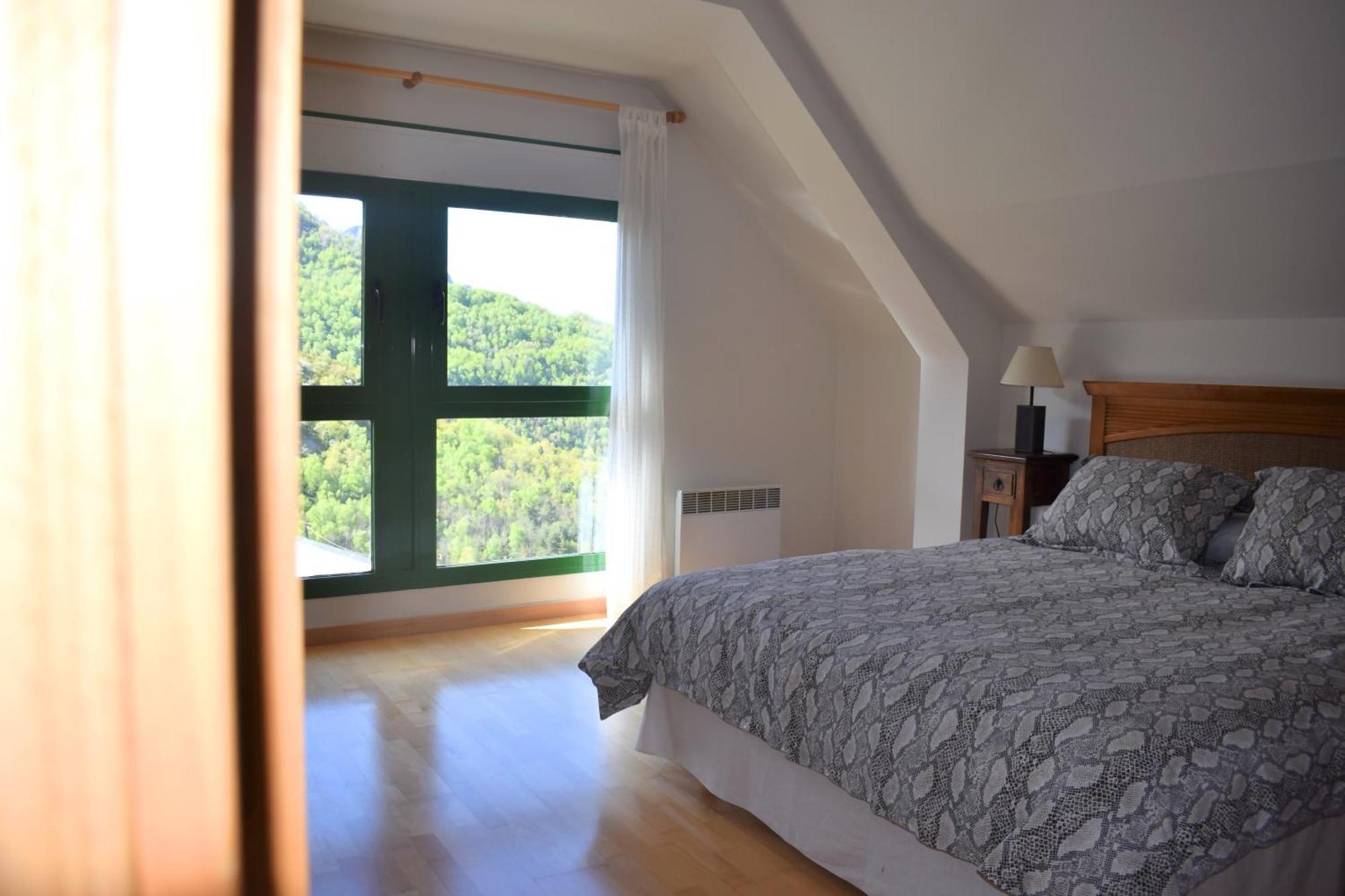 Argualas Triplex Con Piscina Пантикоса Екстериор снимка