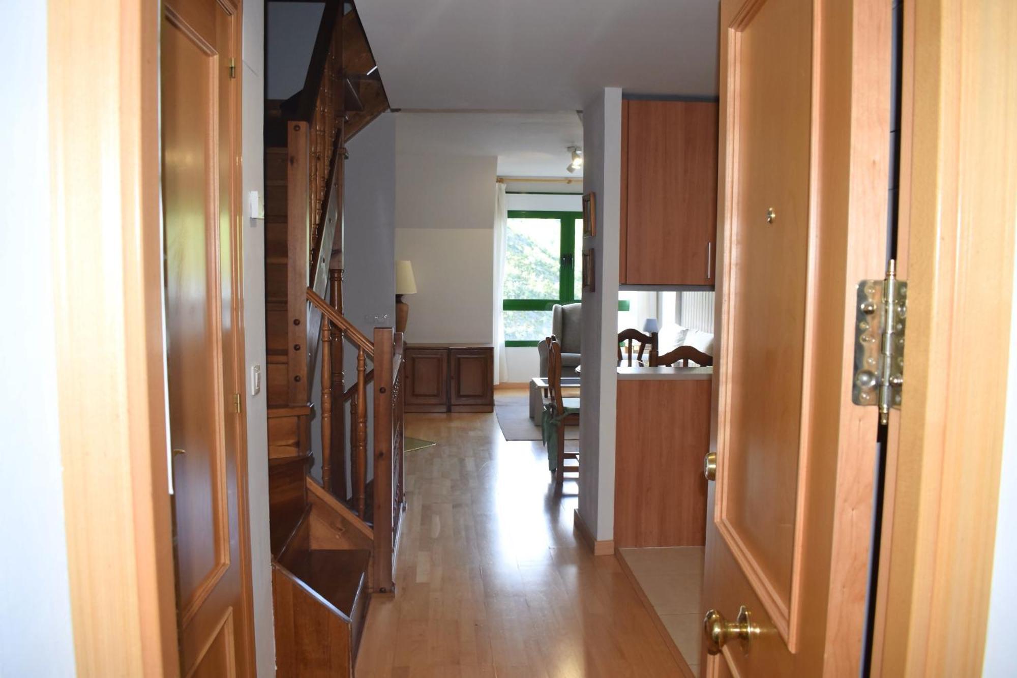 Argualas Triplex Con Piscina Пантикоса Екстериор снимка