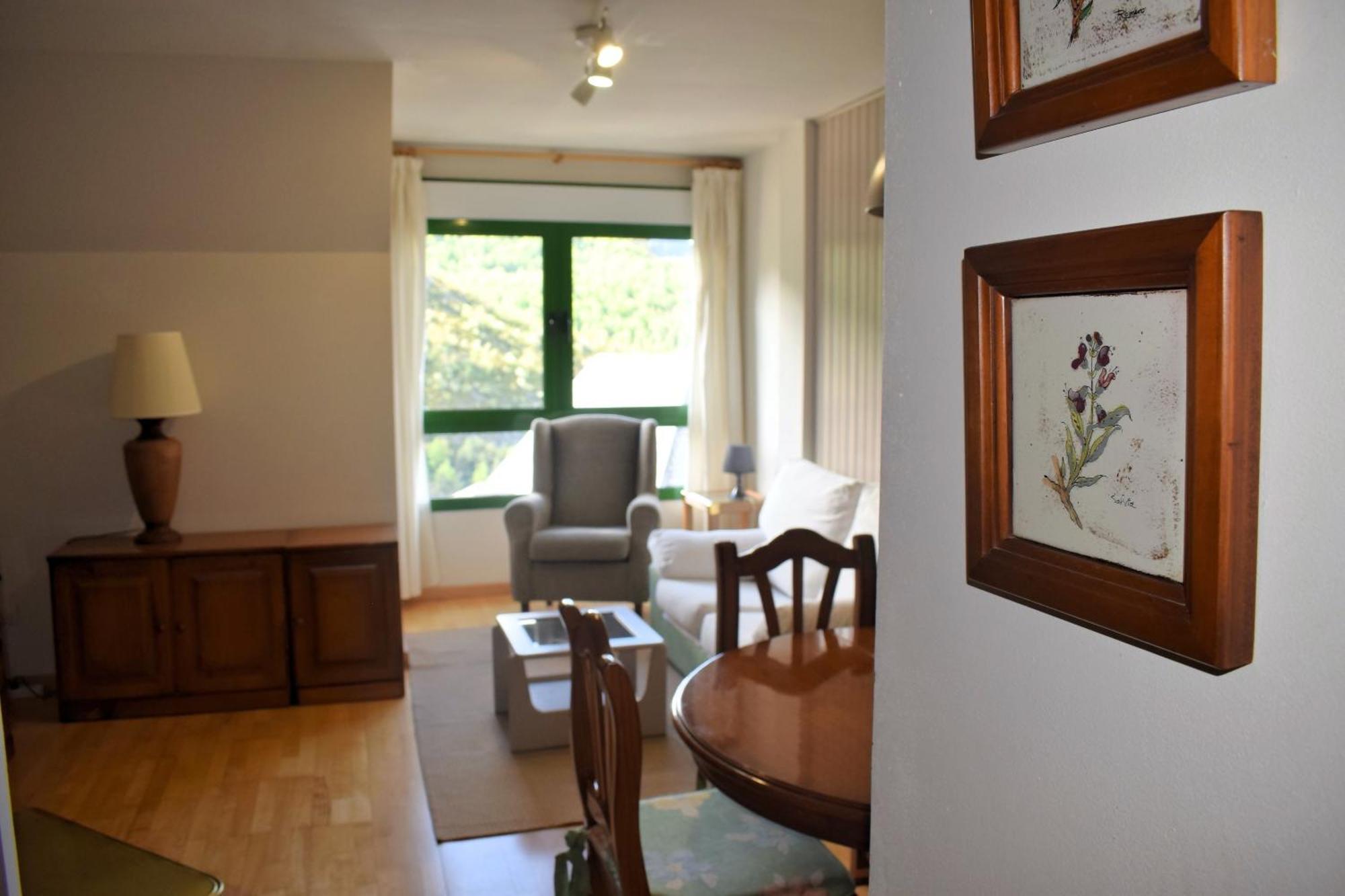 Argualas Triplex Con Piscina Пантикоса Екстериор снимка